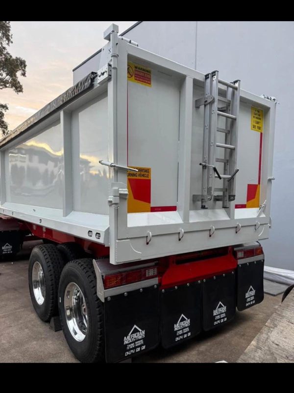 Quad Dog Trailers - Image 2