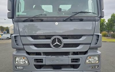 2014 Mercedes-Benz 2644 10×4 Beavertail