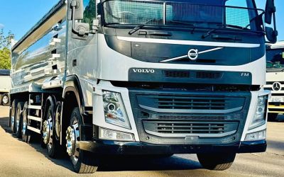 2017 Volvo FM540 10- Wheeler